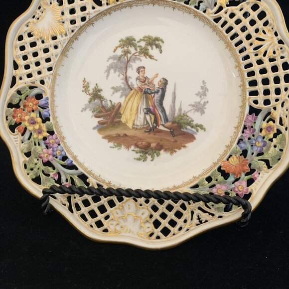 Helena Wolfsohn Reticulated Plate 8.5" Watteau Couple Scene Dresden Germany 1 - Picture 4 of 9